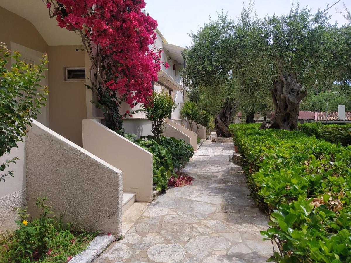 Hotel Mikros Paradisos Σύβοτα Εξωτερικό φωτογραφία